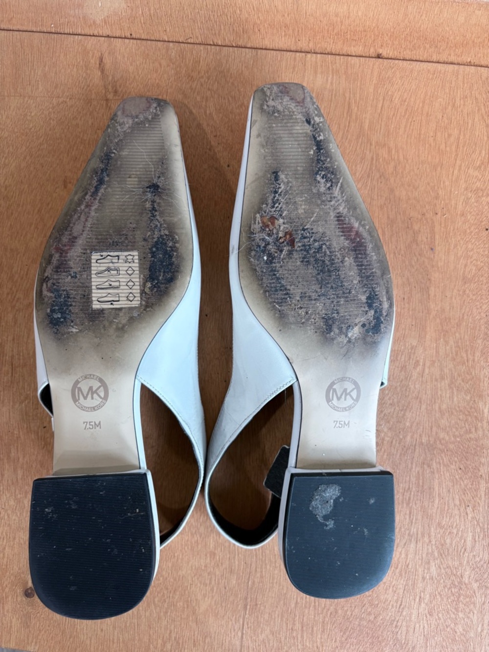 Michael Kors White Leather Slingback Mules - Picture 3 of 3
